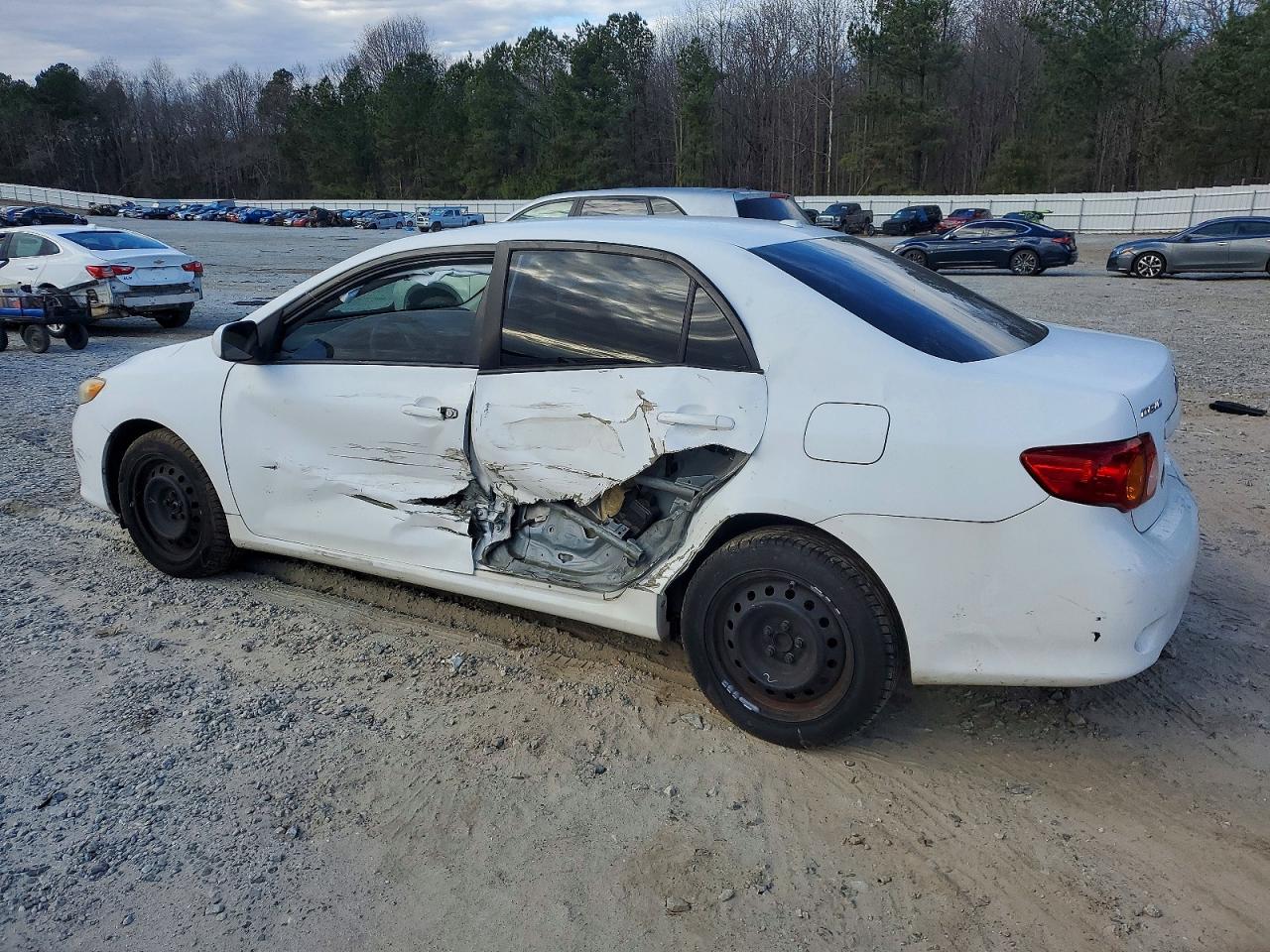 2009 TOYOTA COROLLA BASE photo 3
