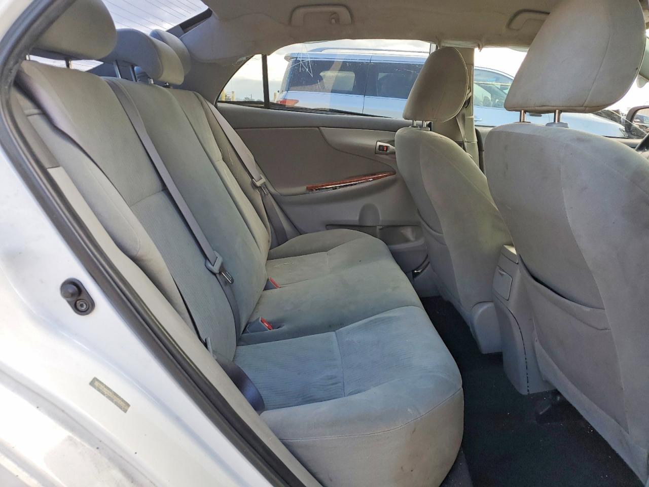 2009 TOYOTA COROLLA BASE photo 19