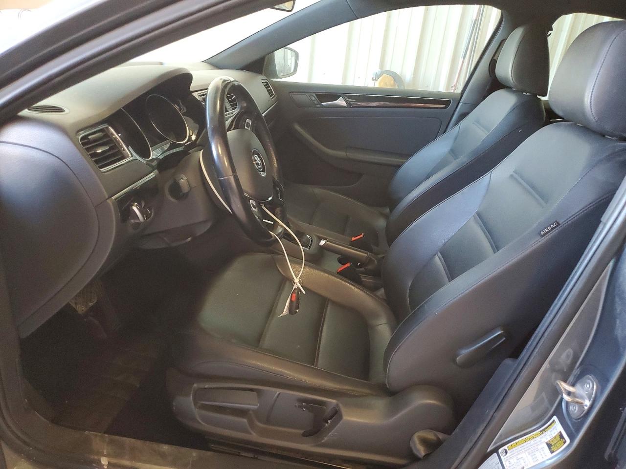 2018 VOLKSWAGEN JETTA SPORT photo 7