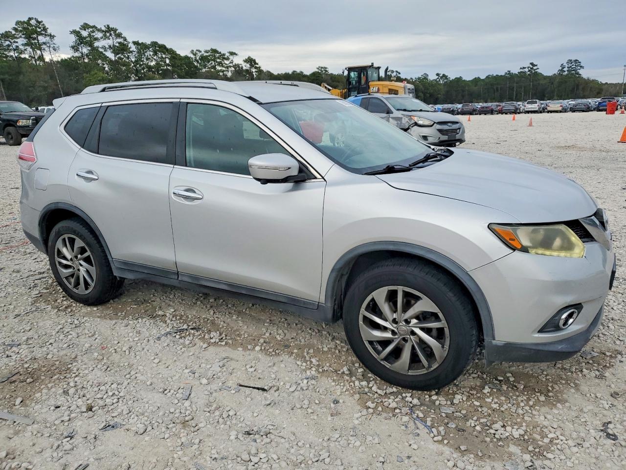 2014 NISSAN ROGUE SL photo 4