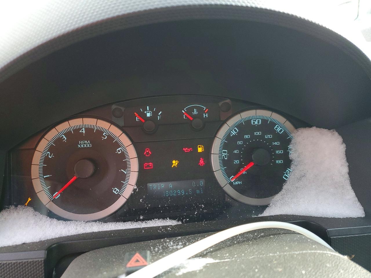 2010 FORD ESCAPE XLT photo 9