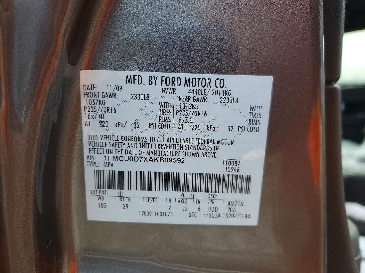 2010 FORD ESCAPE XLT photo 12