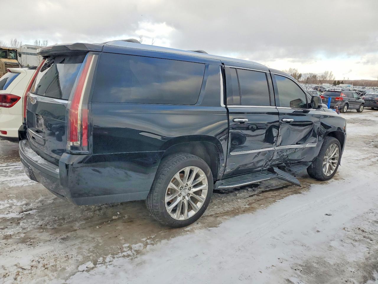 2019 CADILLAC ESCALADE ESV LUXURY photo 7