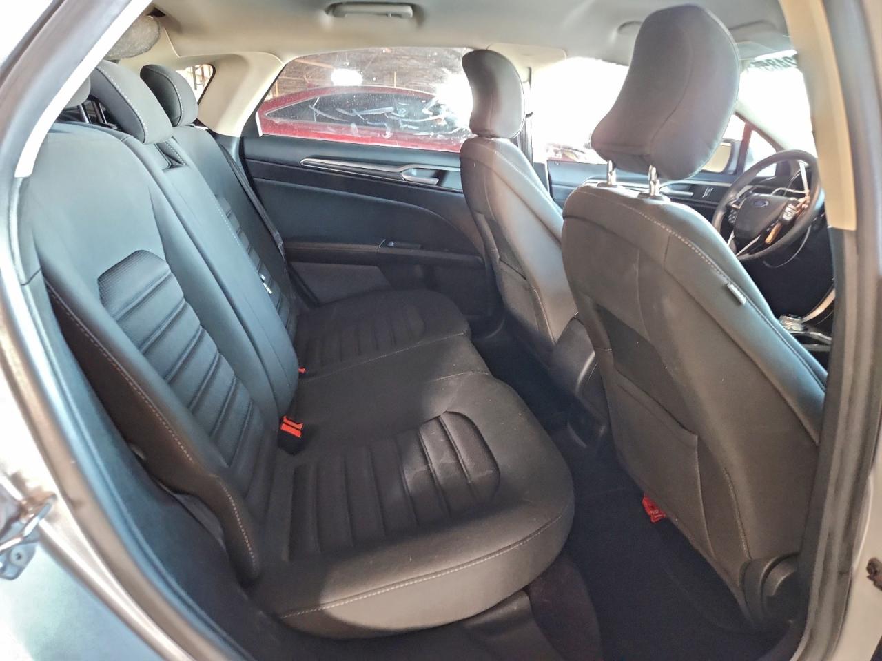 2017 FORD FUSION S photo 10