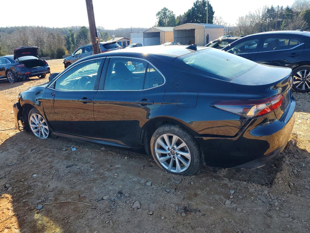 2021 TOYOTA CAMRY LE photo 2