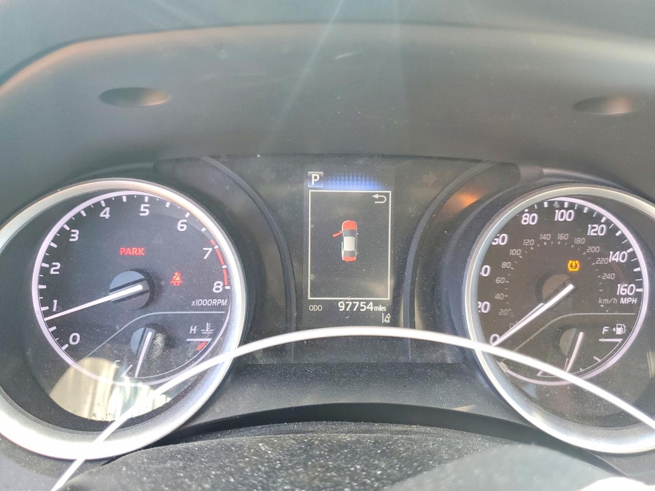 2021 TOYOTA CAMRY LE photo 9