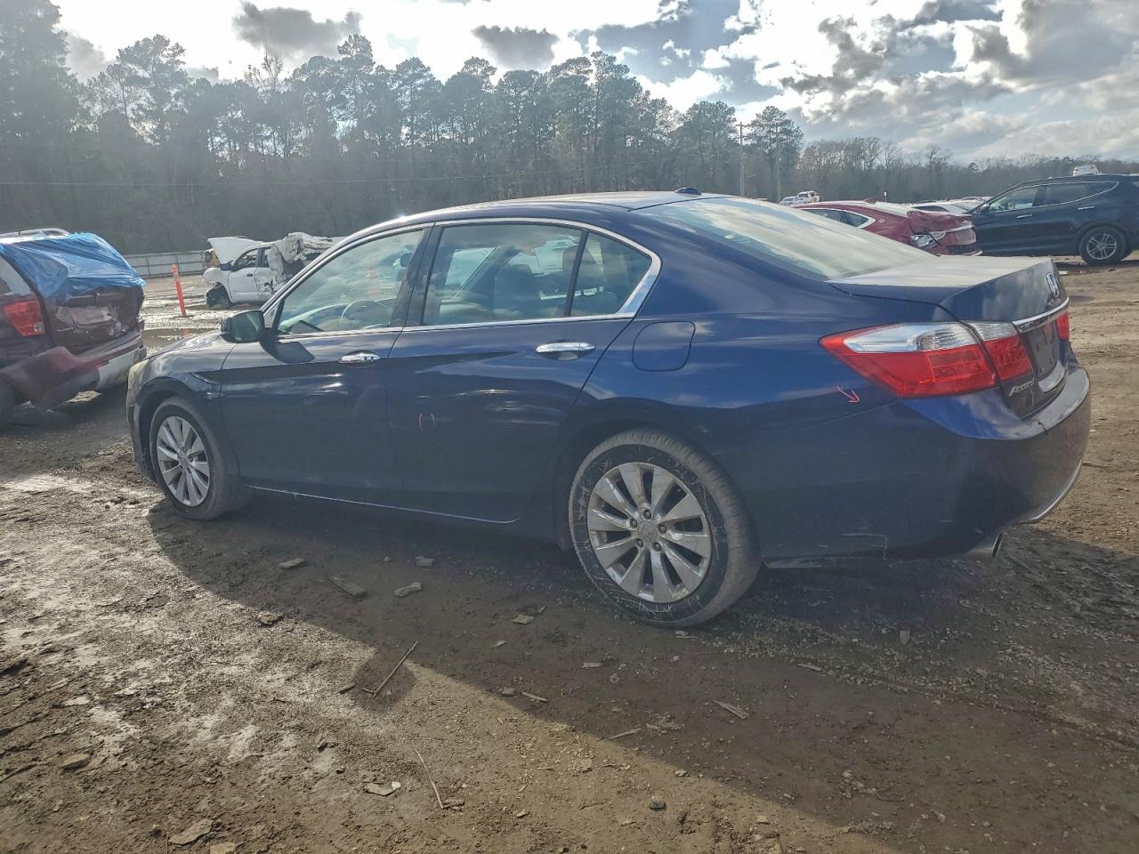 2013 HONDA ACCORD EXL photo 2