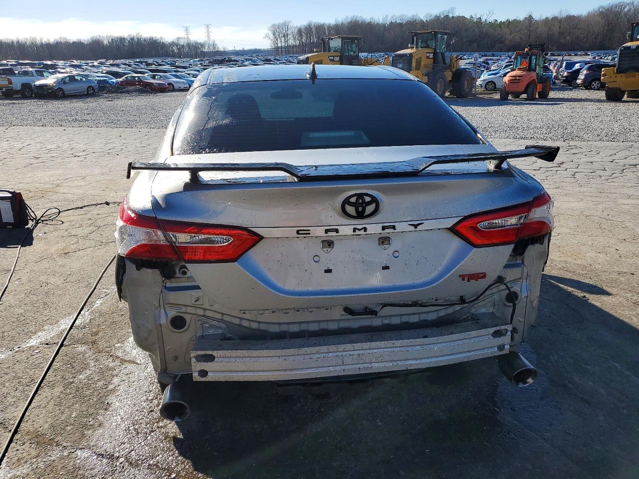 2020 TOYOTA CAMRY TRD photo 11