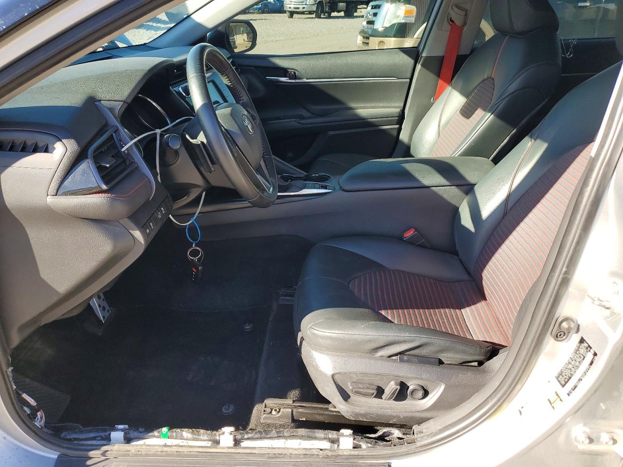 2020 TOYOTA CAMRY TRD photo 13