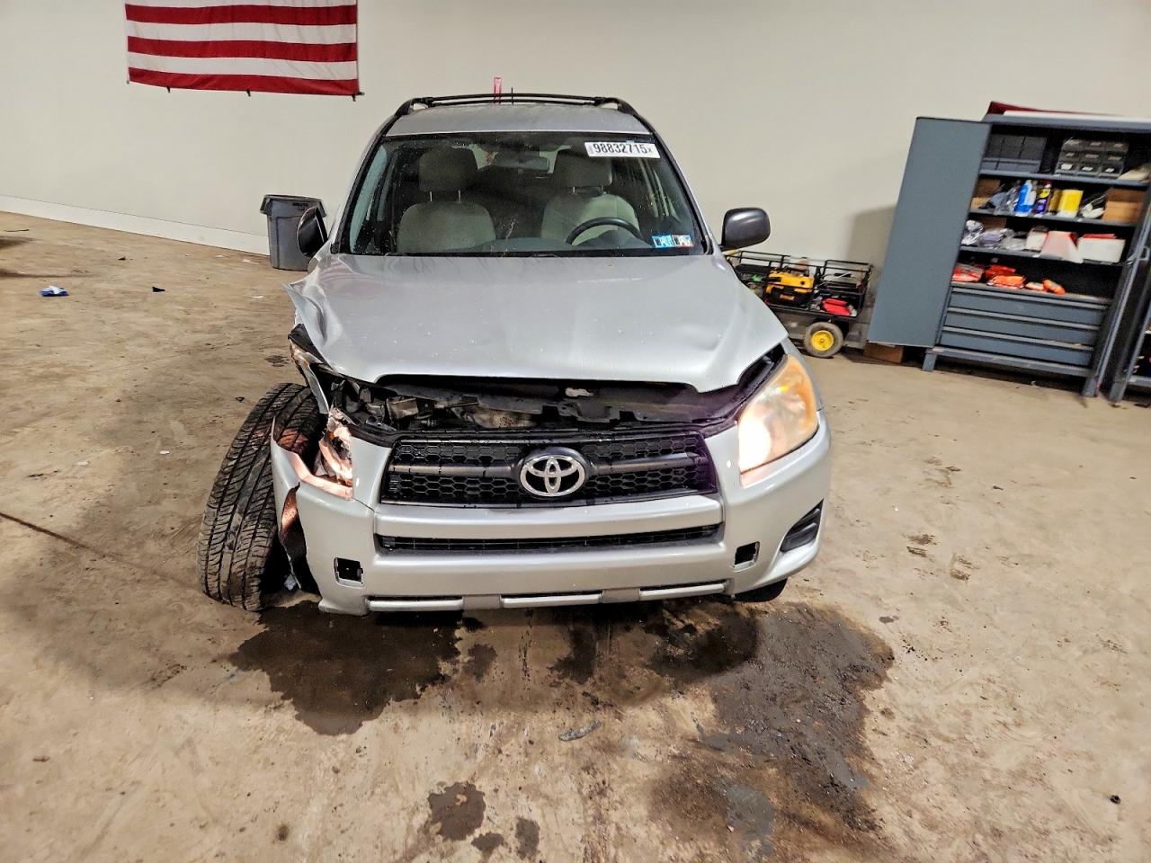 2012 TOYOTA RAV4 photo 9