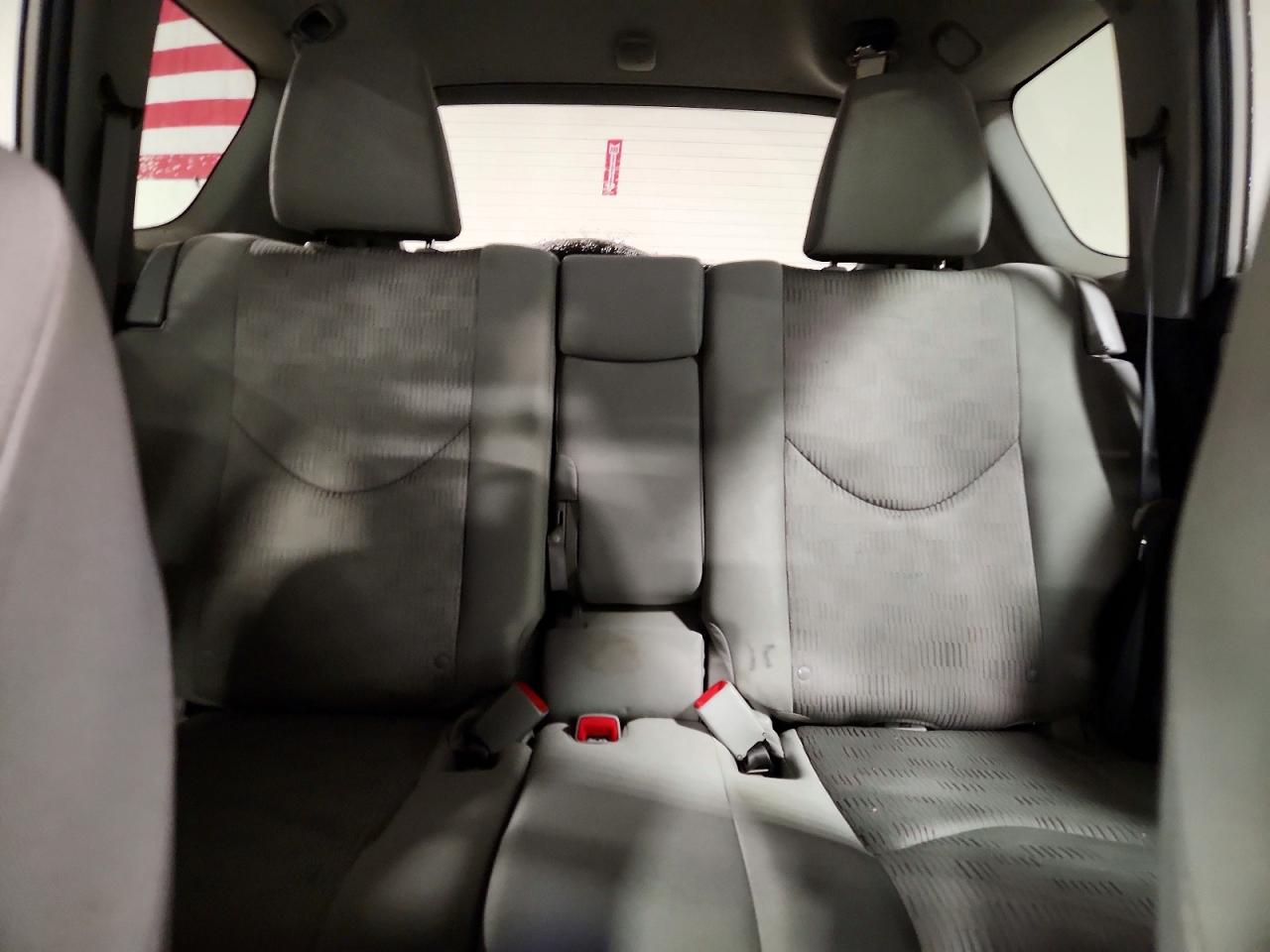 2012 TOYOTA RAV4 photo 19