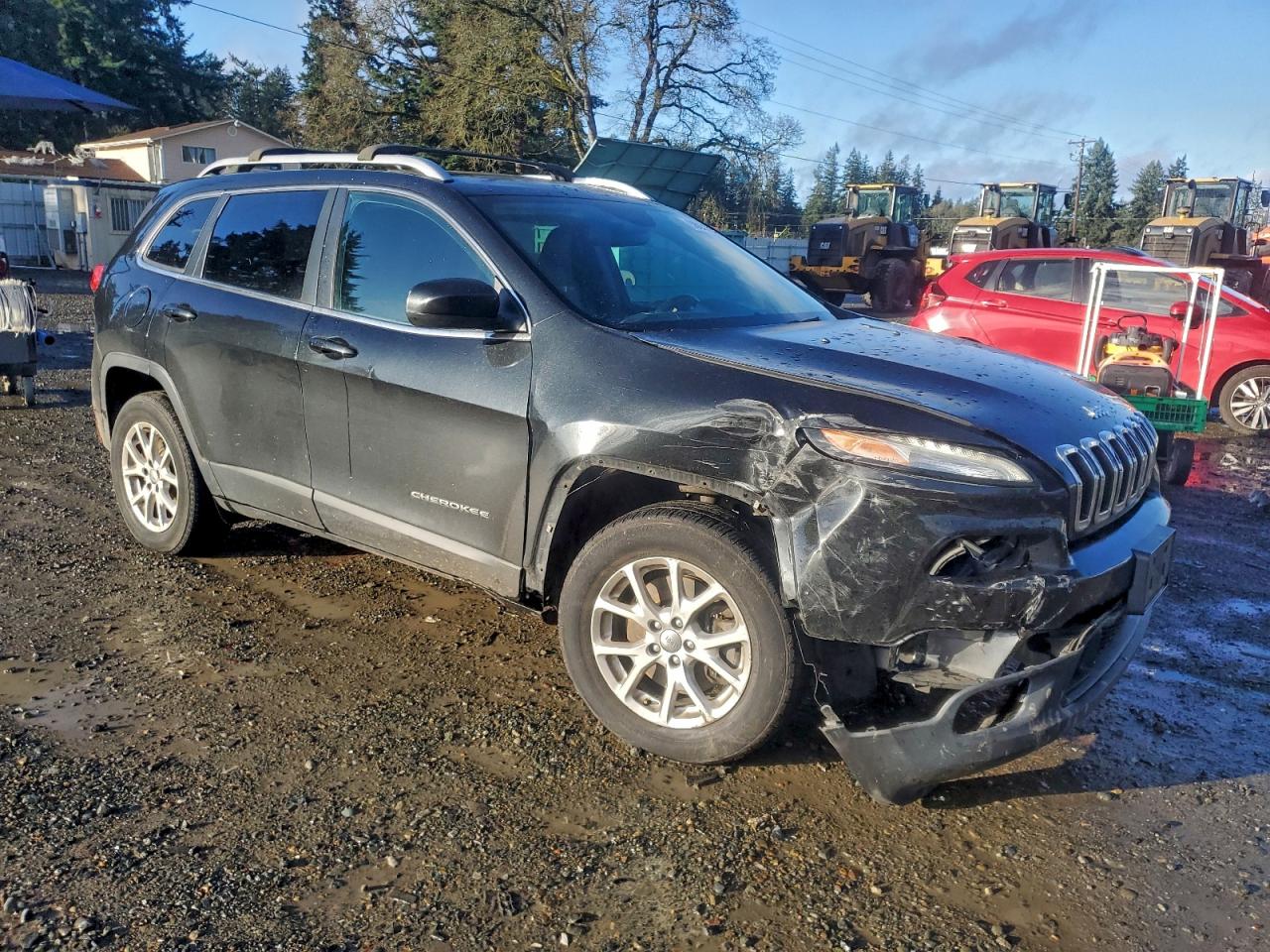 2015 JEEP CHEROKEE LATITUDE photo 4