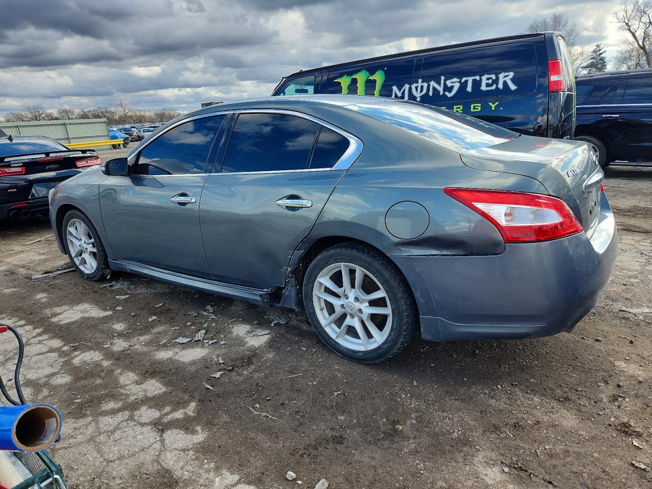 2009 NISSAN MAXIMA 3.5 S photo 2