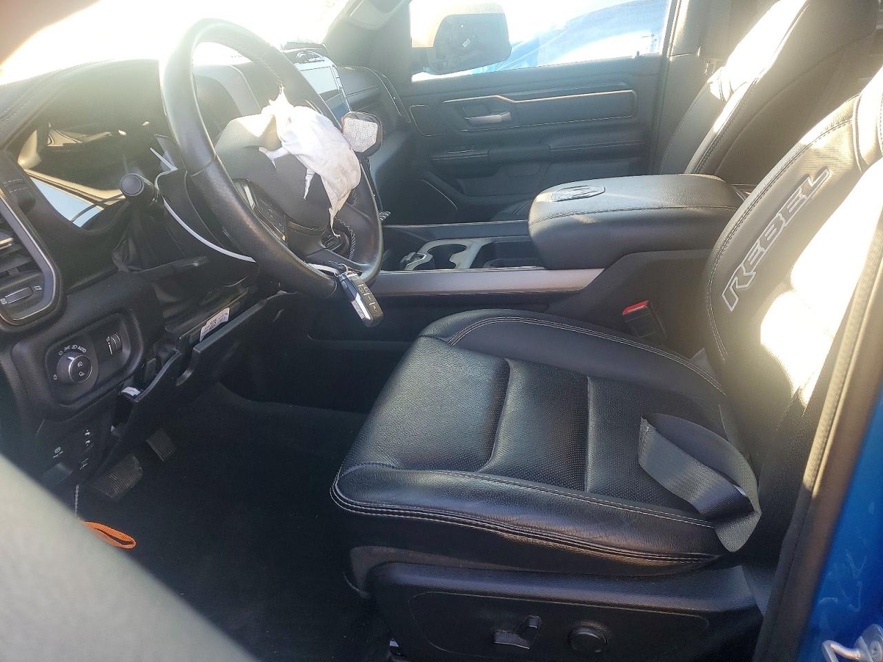 2023 RAM 1500 REBEL photo 7