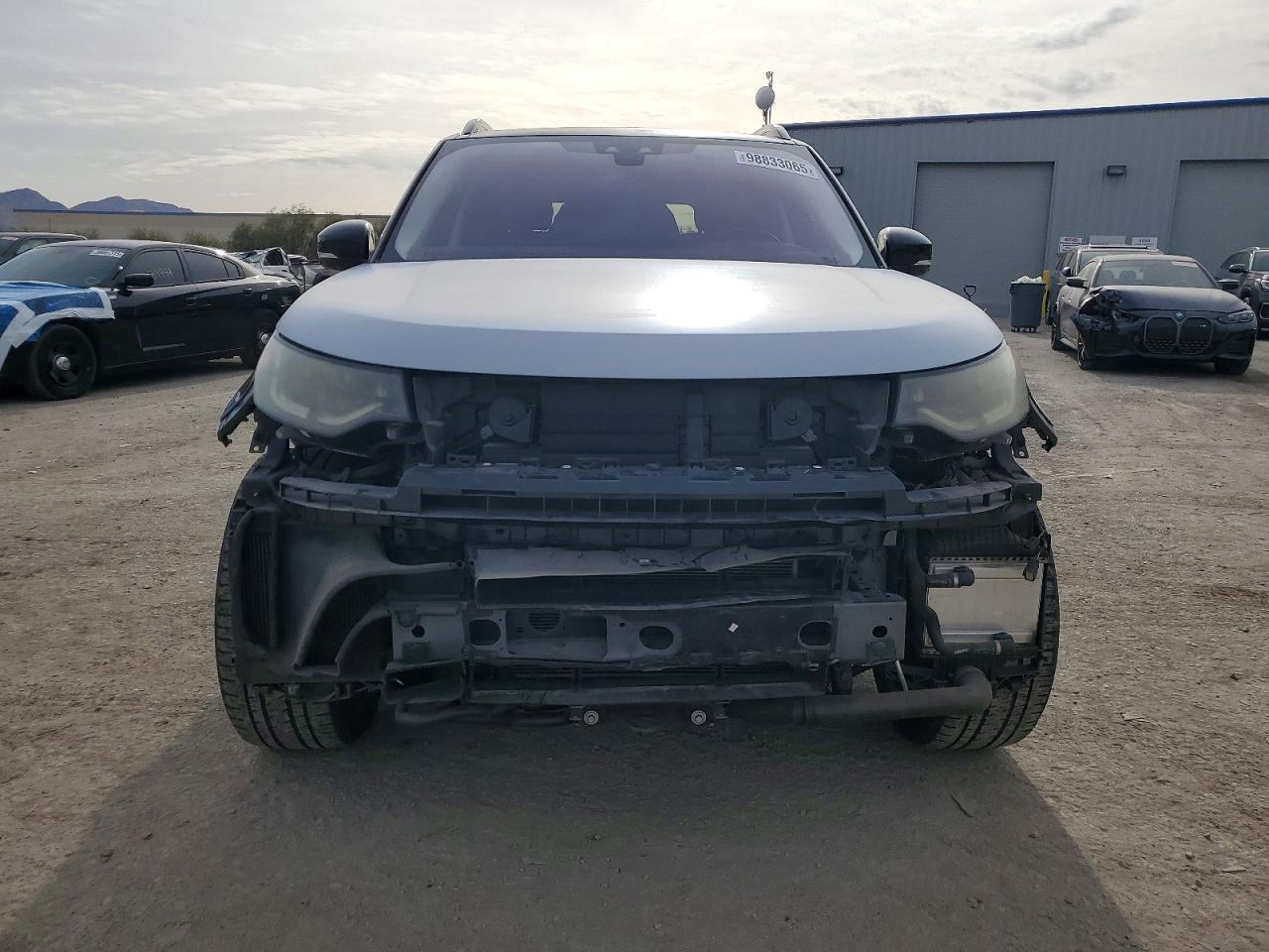 2017 LAND ROVER DISCOVERY HSE photo 5