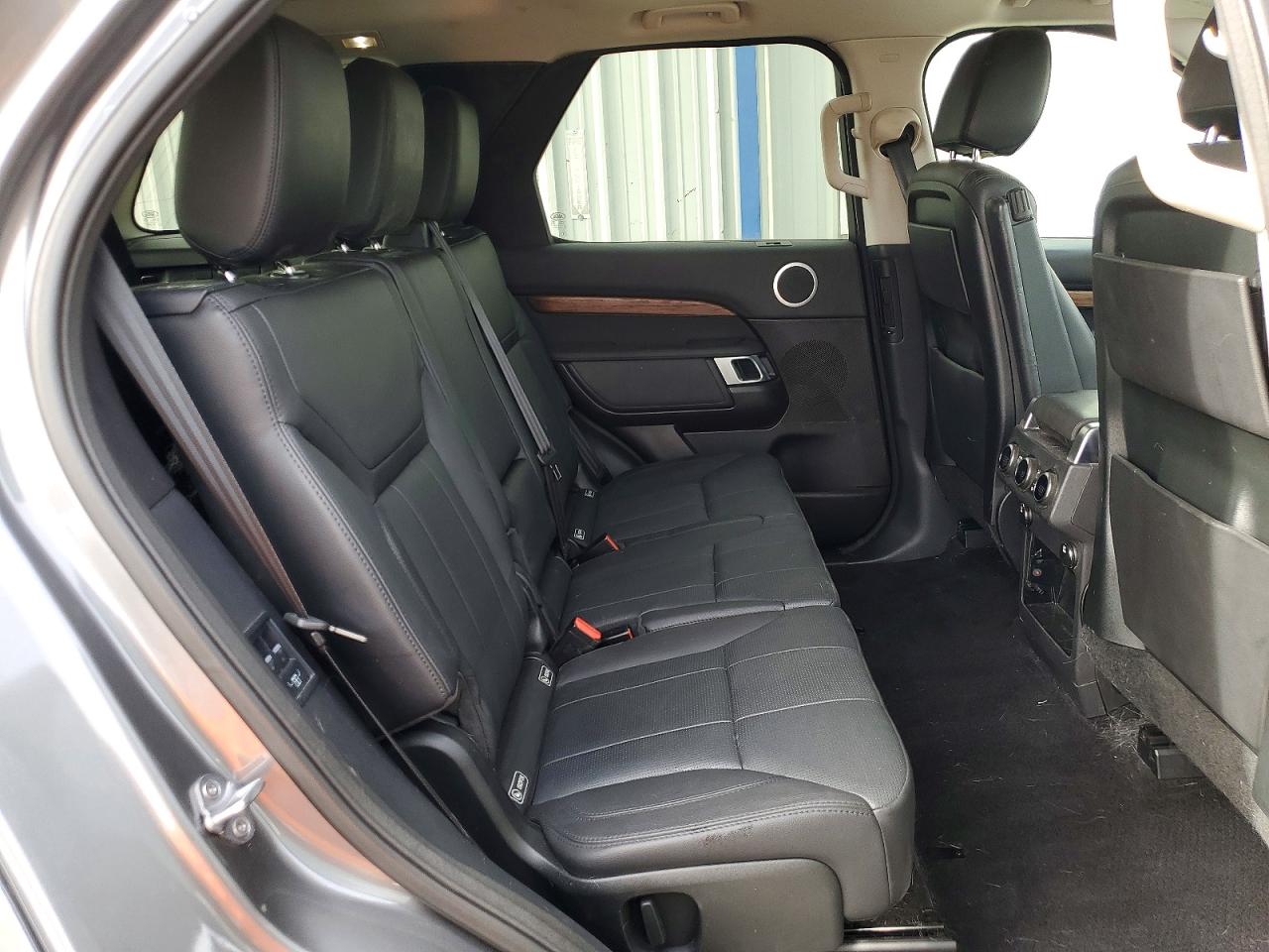 2017 LAND ROVER DISCOVERY HSE photo 11