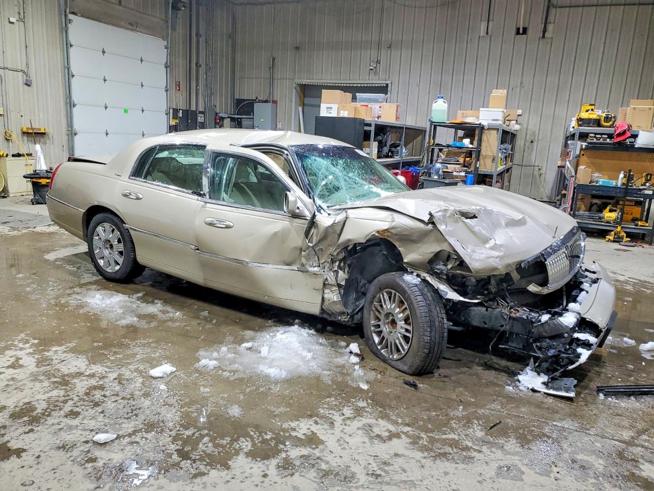 2006 LINCOLN TOWN CAR DESIGNER photo 4