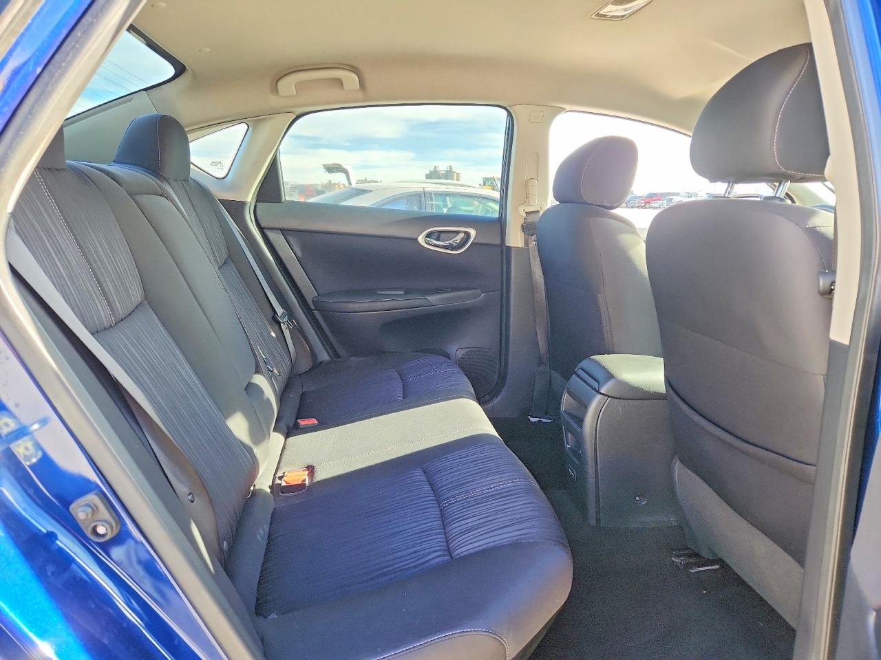 2018 NISSAN SENTRA S photo 10
