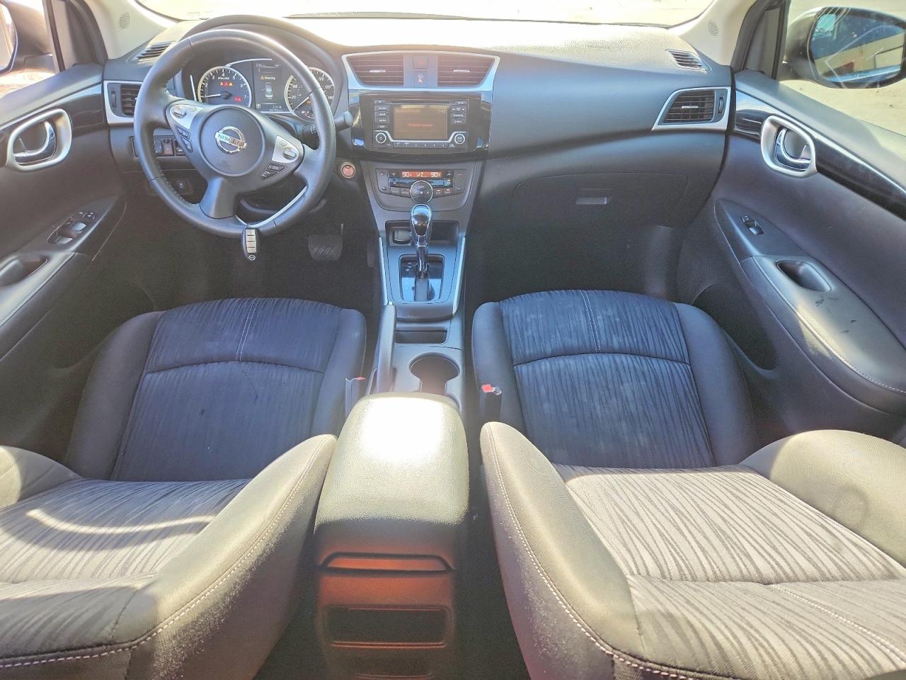 2018 NISSAN SENTRA S photo 8