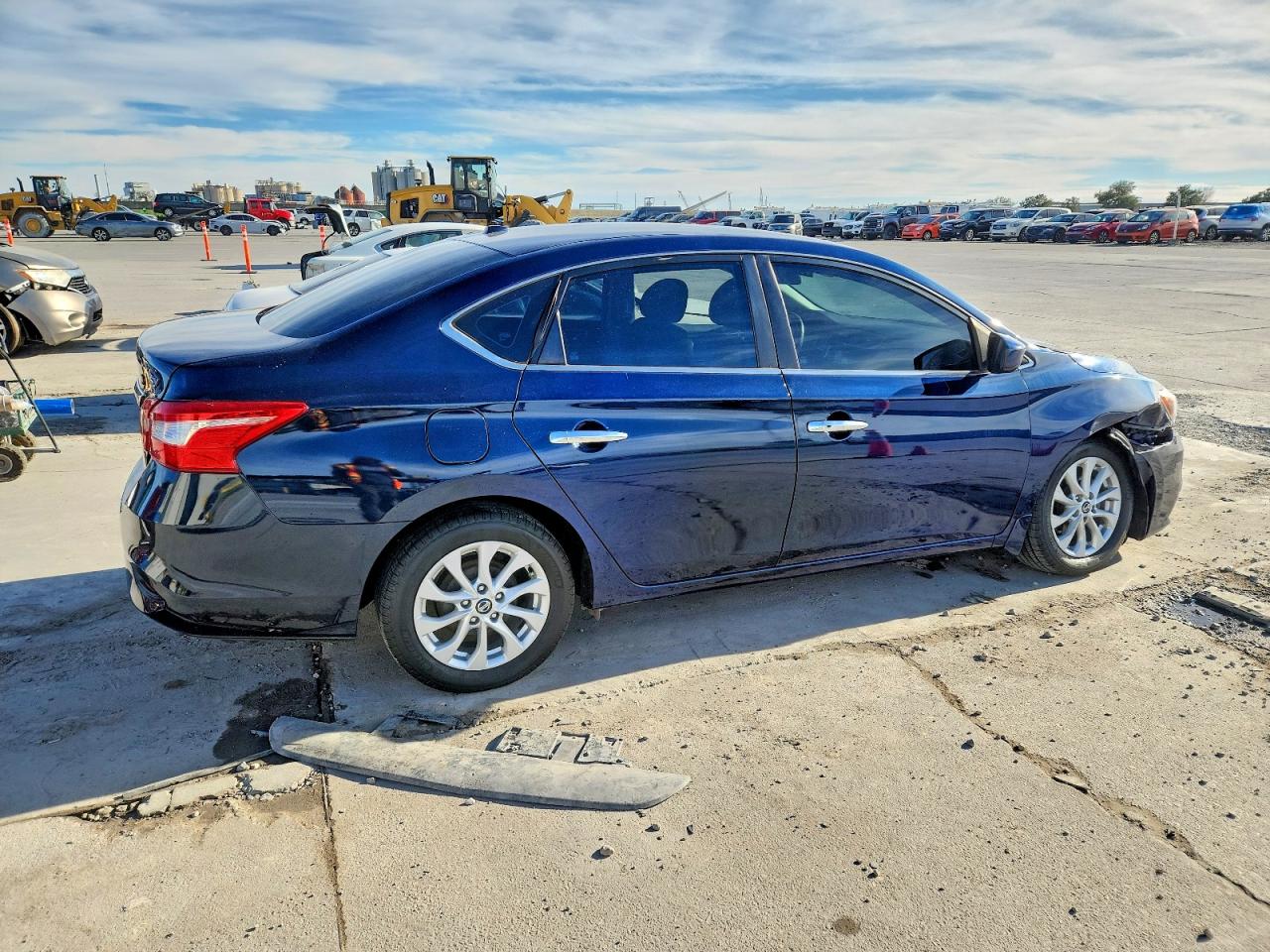 2018 NISSAN SENTRA S photo 3