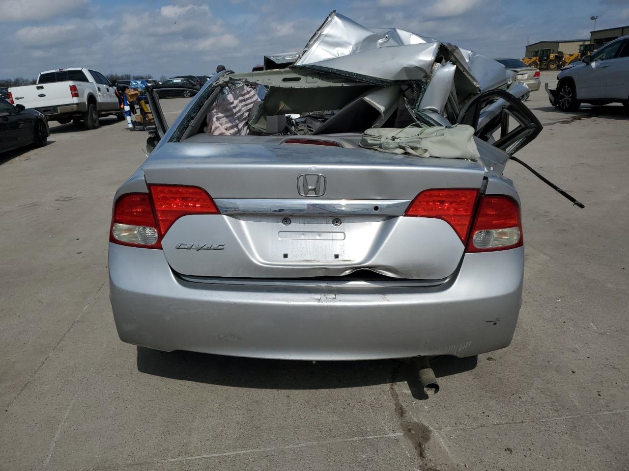 2009 HONDA CIVIC LX photo 6