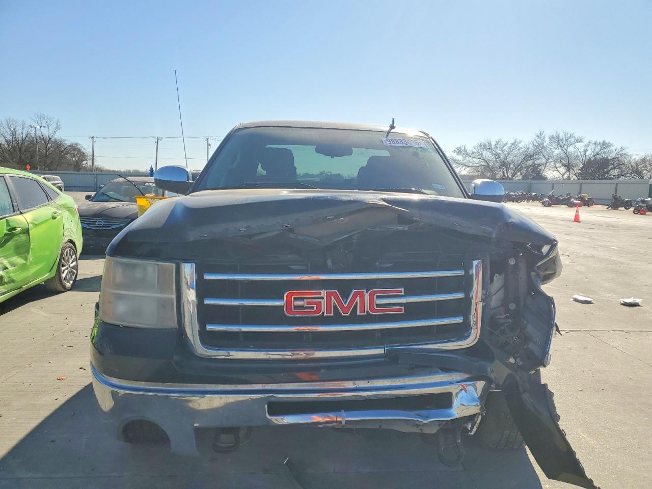 2012 GMC SIERRA C1500 SLE photo 9