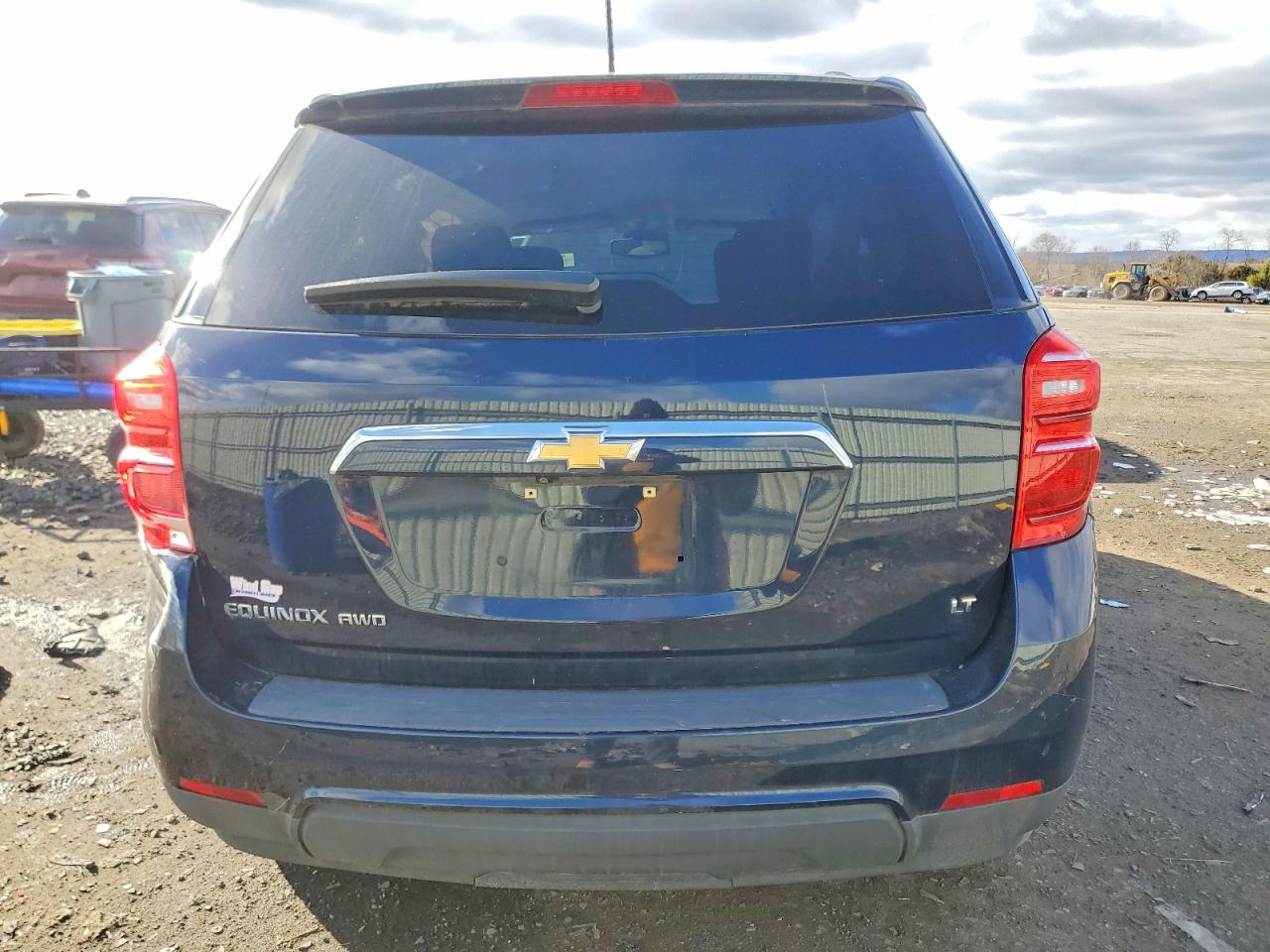 2017 CHEVROLET EQUINOX LT photo 6