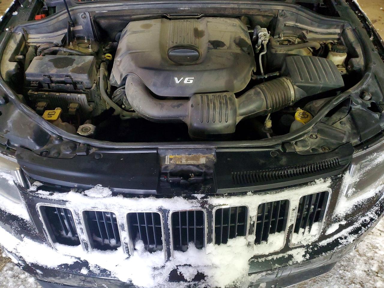 2015 JEEP GRAND CHEROKEE LIMITED photo 12