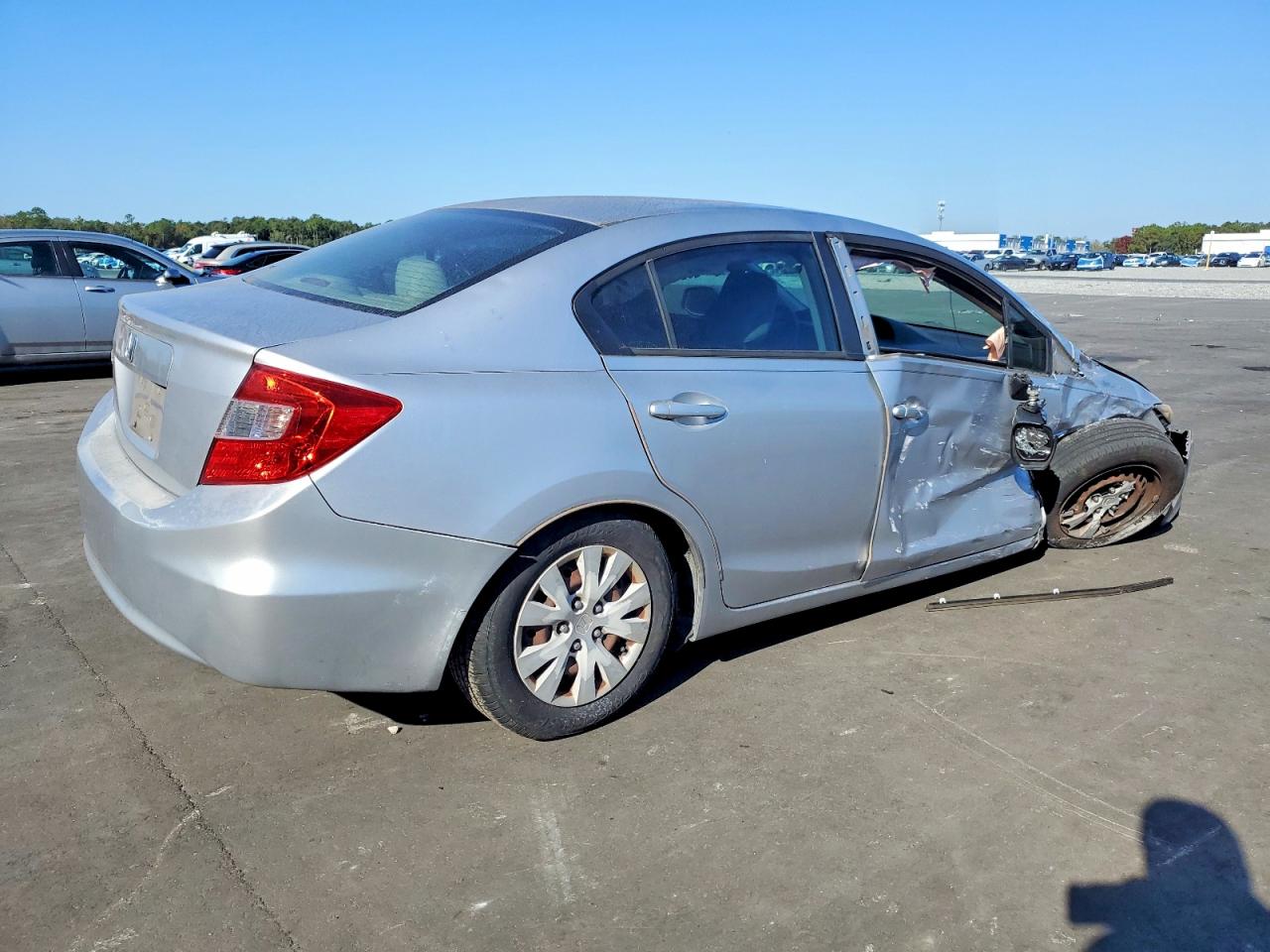 2012 HONDA CIVIC LX photo 3