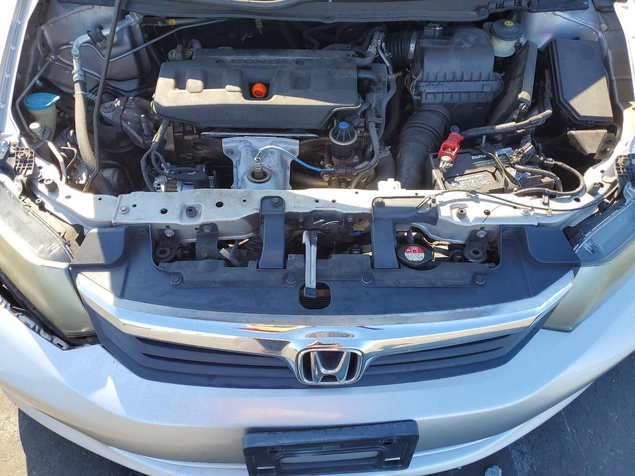 2012 HONDA CIVIC LX photo 11