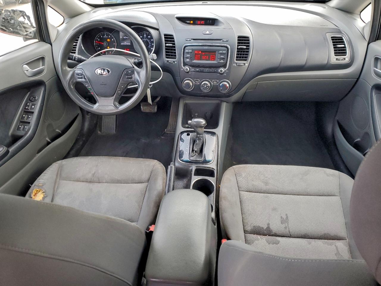 2017 KIA FORTE LX photo 8