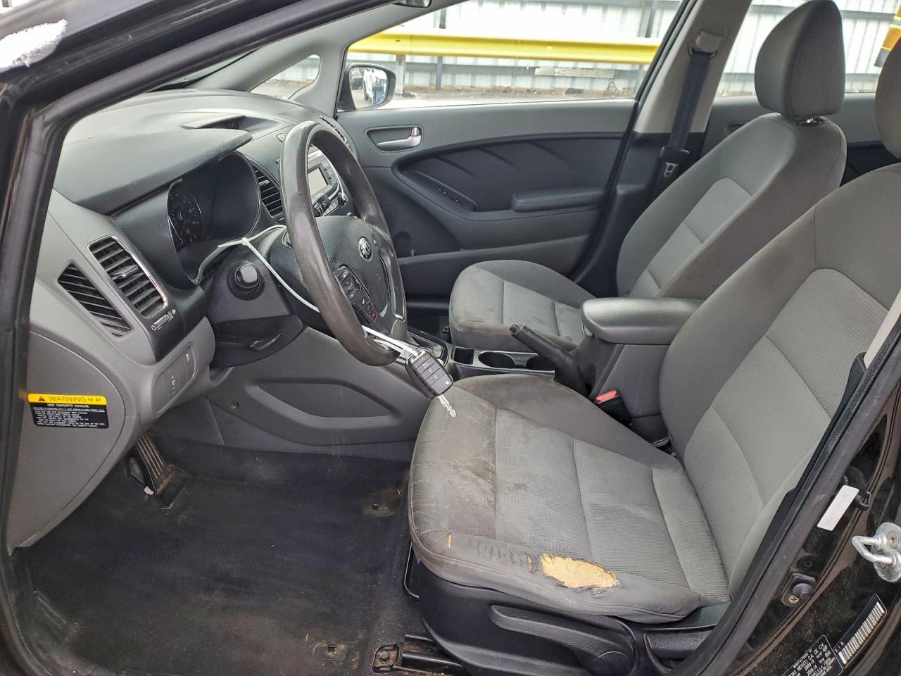 2017 KIA FORTE LX photo 7
