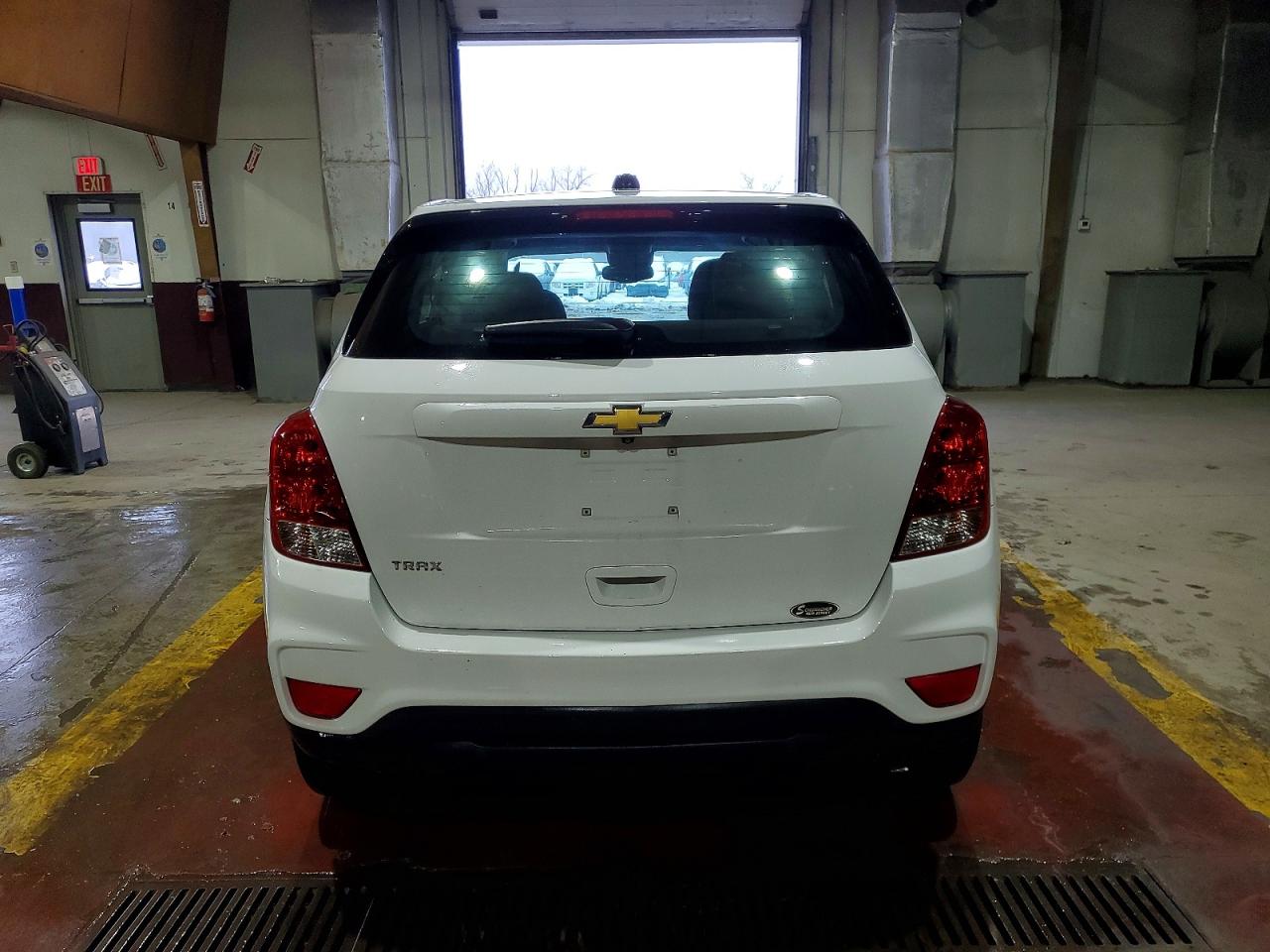 2018 CHEVROLET TRAX LS photo 6