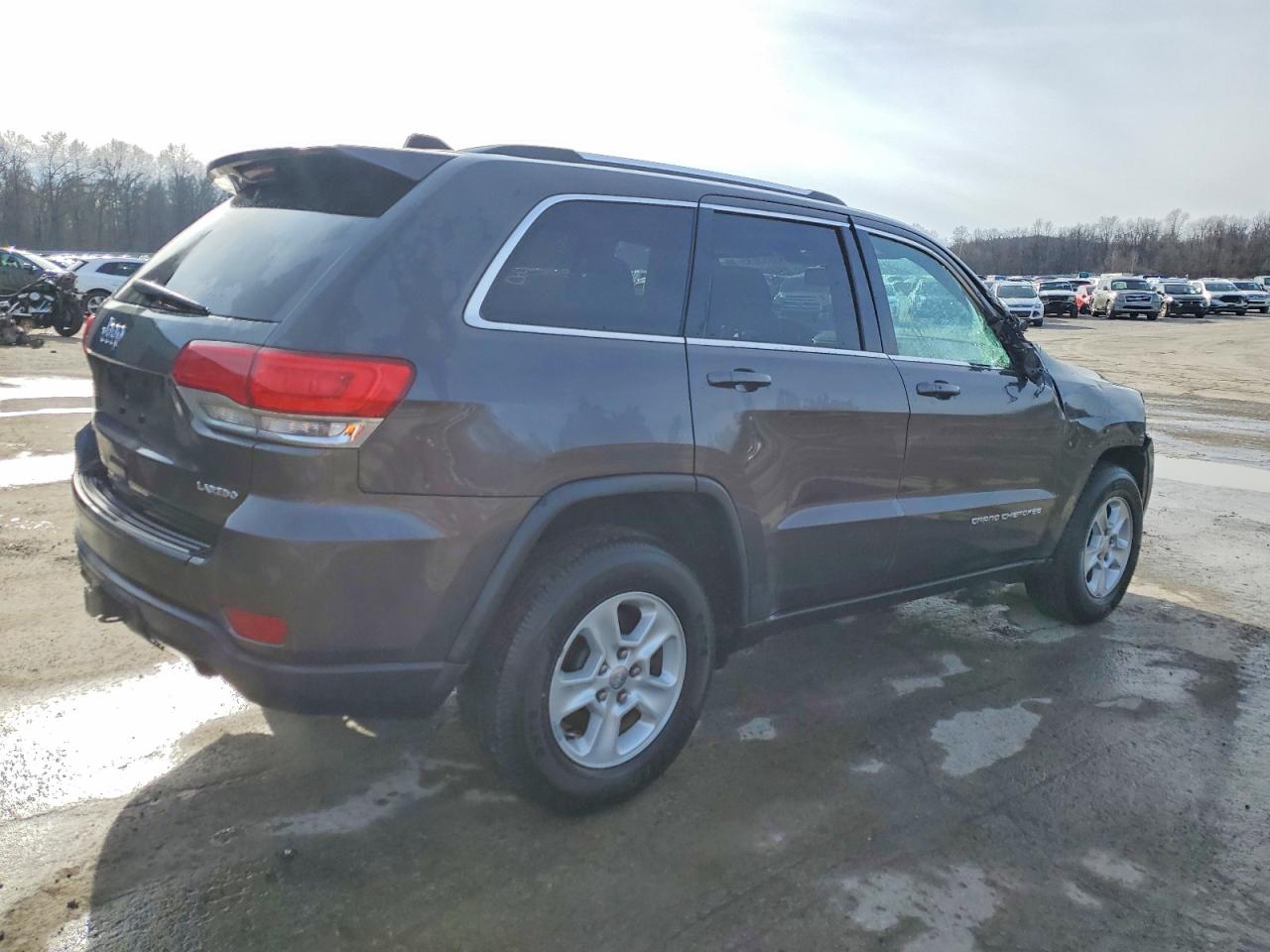 2015 JEEP GRAND CHEROKEE LAREDO photo 3