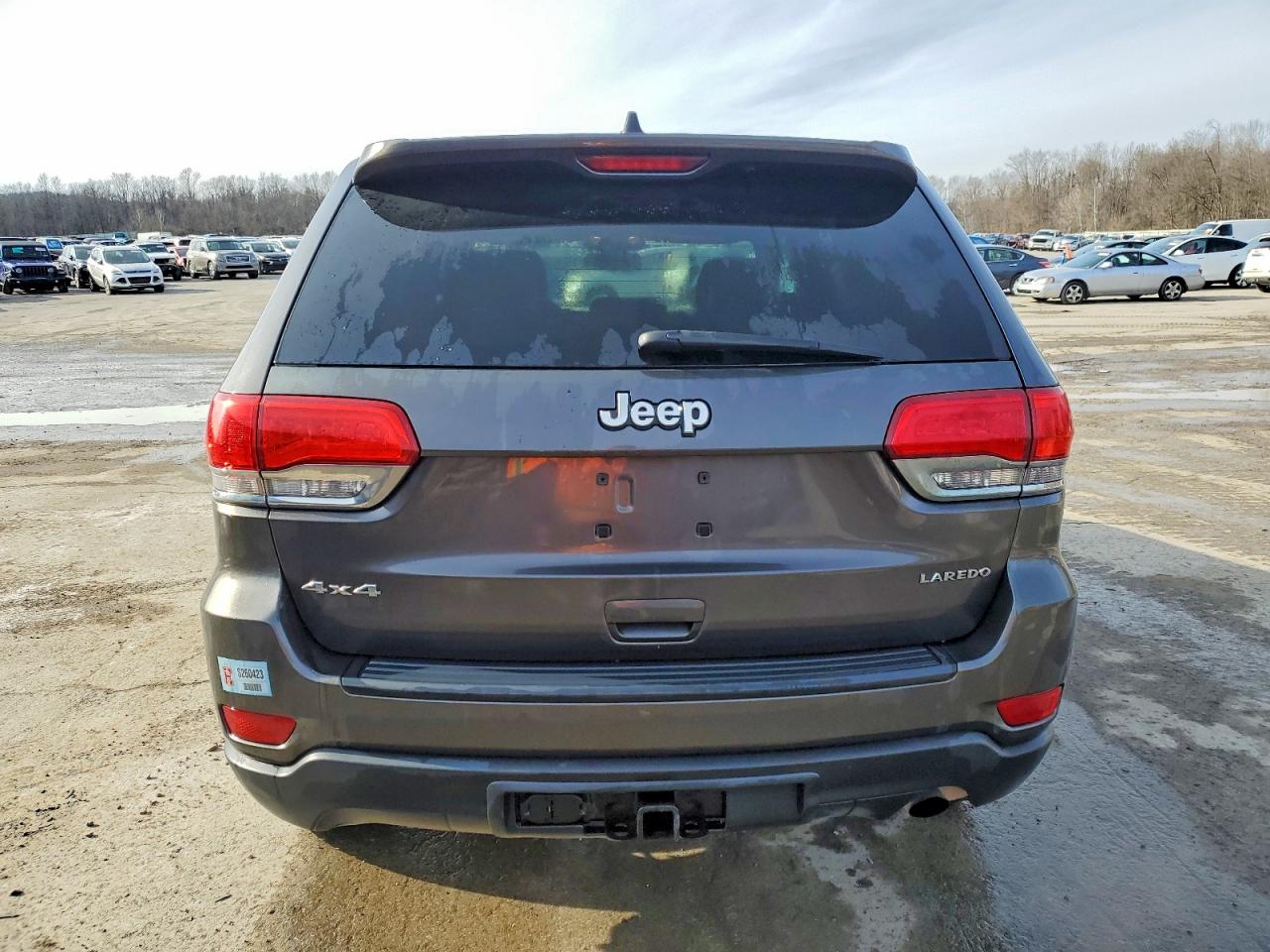 2015 JEEP GRAND CHEROKEE LAREDO photo 6