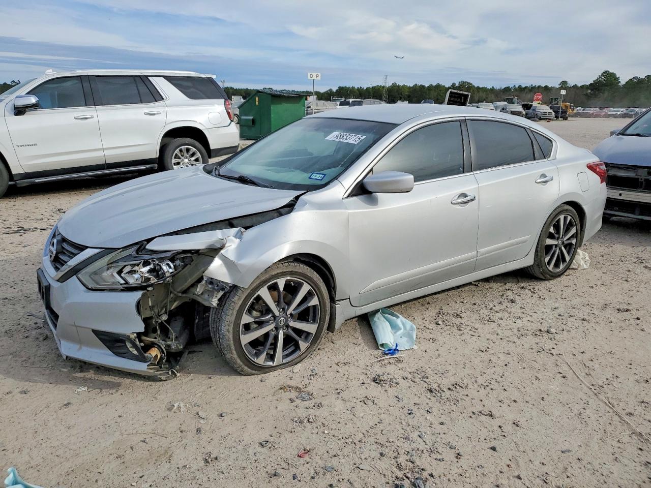 2017 NISSAN ALTIMA