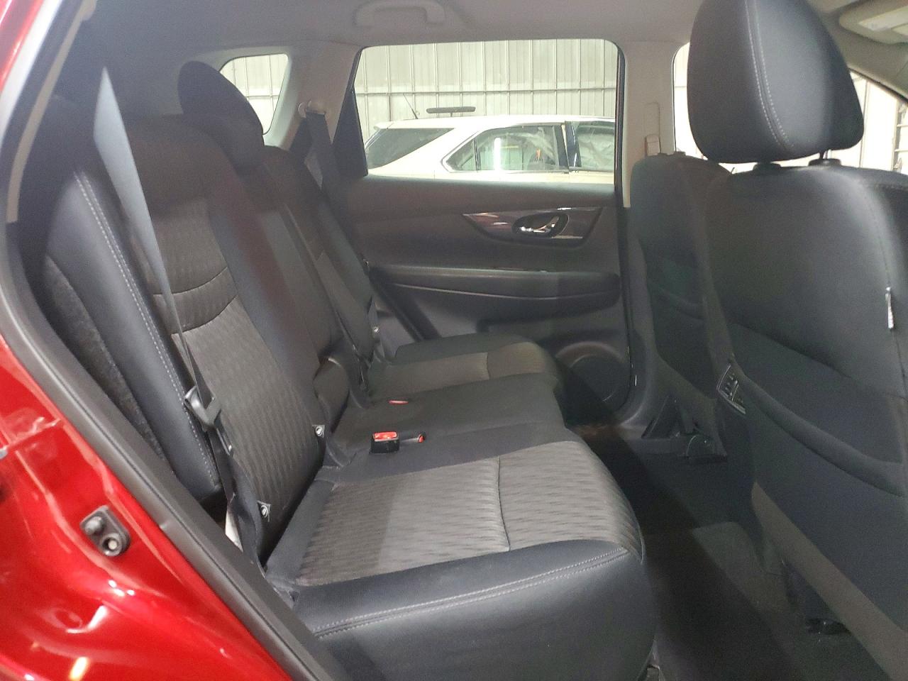 2019 NISSAN ROGUE S photo 11