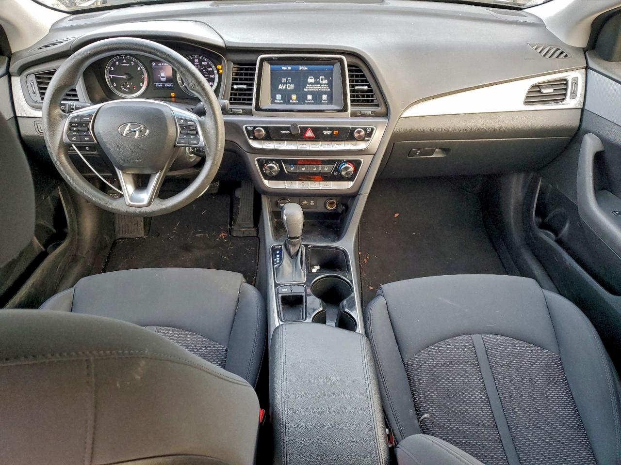 2018 HYUNDAI SONATA SE photo 8