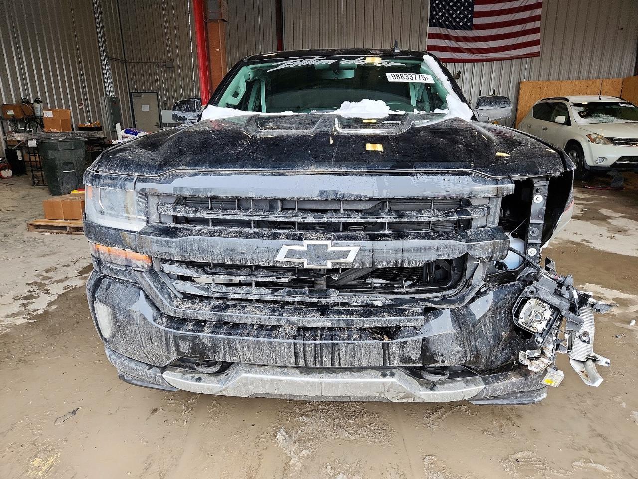 2017 CHEVROLET SILVERADO K1500 LT photo 5
