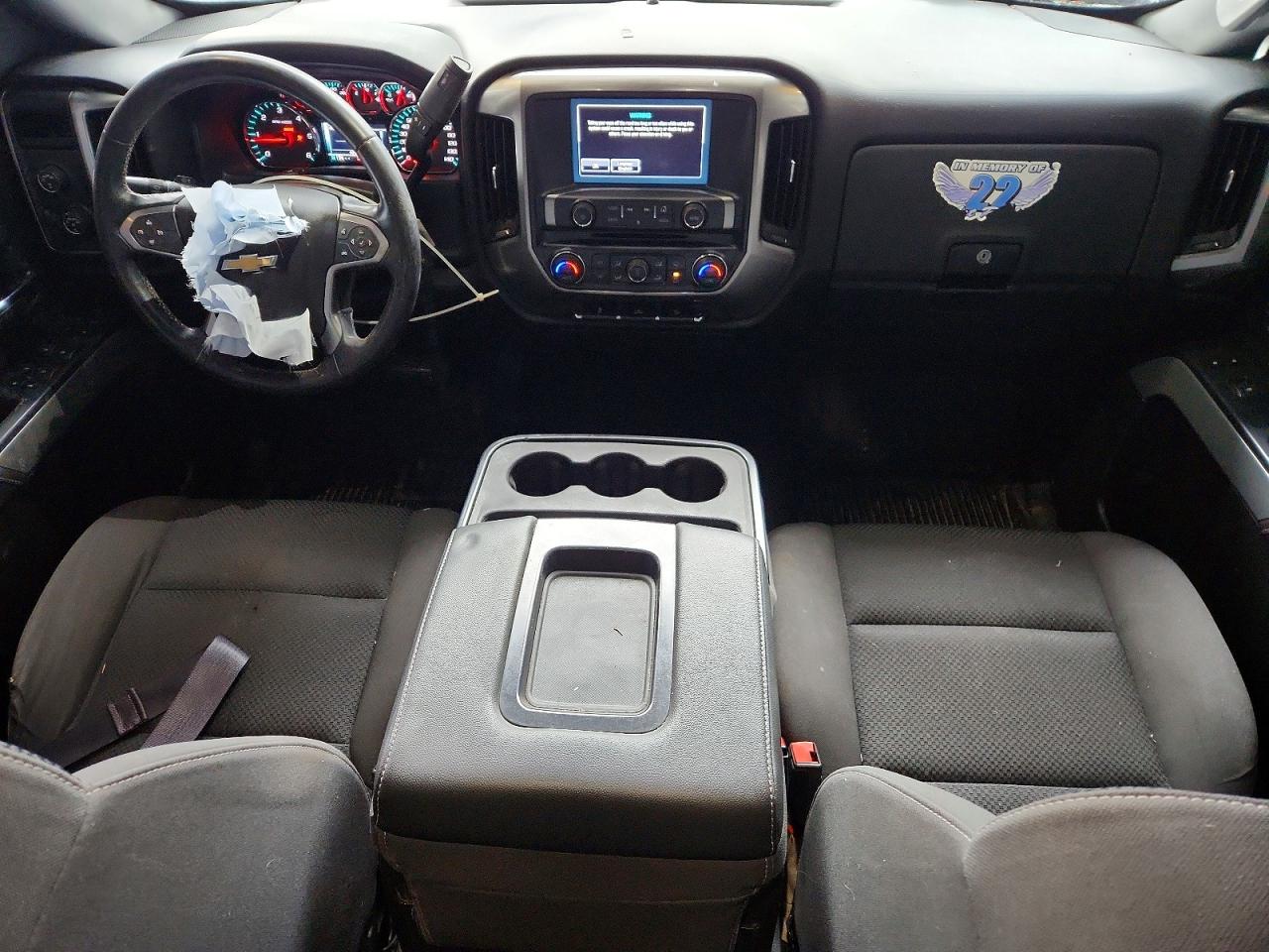 2017 CHEVROLET SILVERADO K1500 LT photo 8