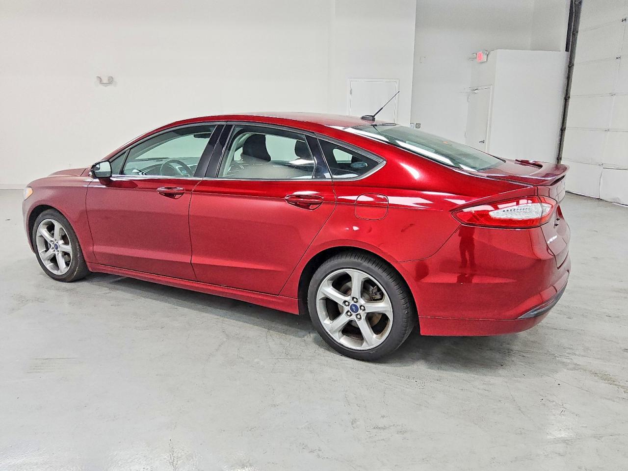 2015 FORD FUSION SE photo 2