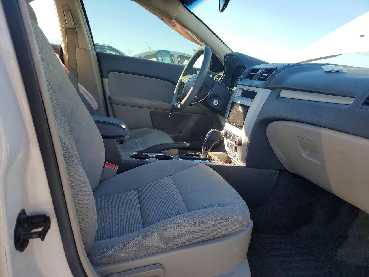 2012 FORD FUSION SE photo 7