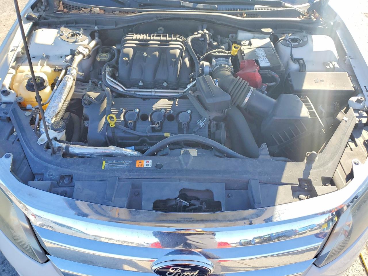 2012 FORD FUSION SE photo 11