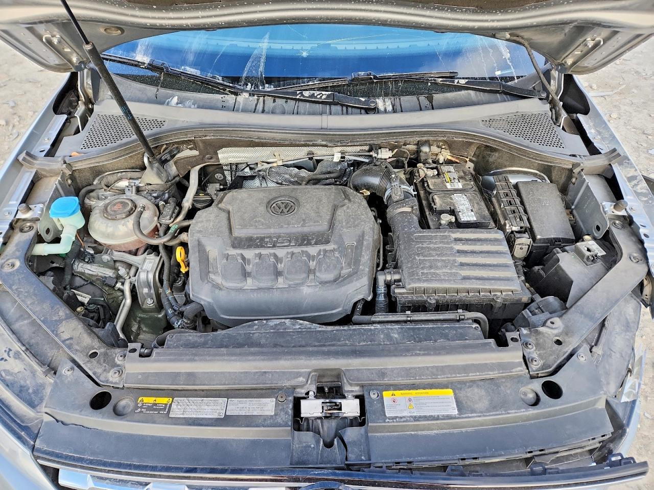 2021 VOLKSWAGEN TIGUAN SE photo 23
