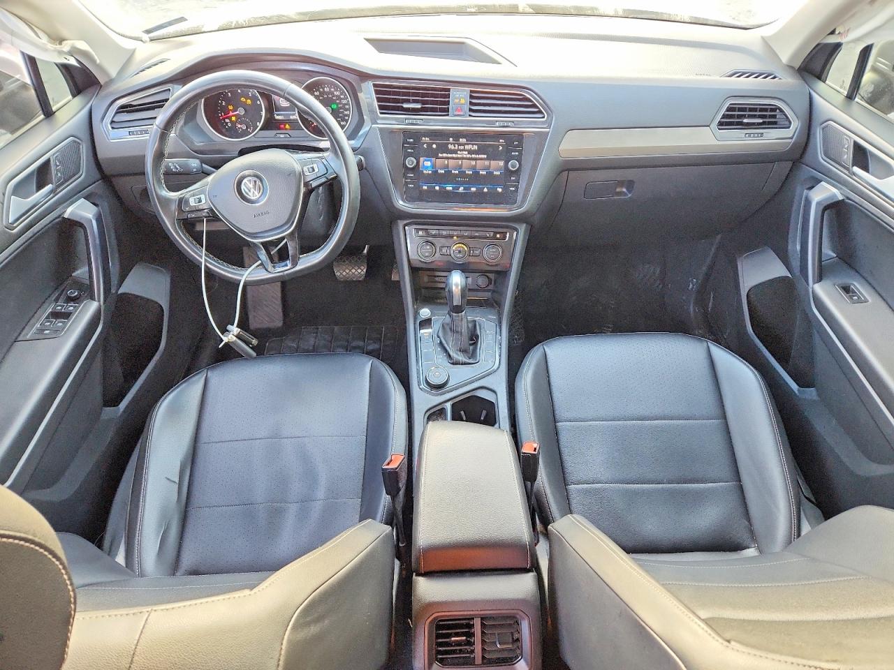 2021 VOLKSWAGEN TIGUAN SE photo 15