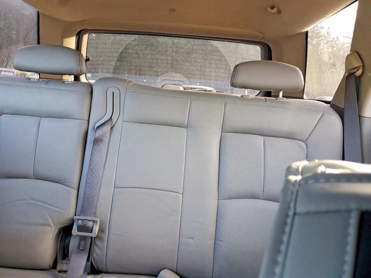 2003 SATURN VUE photo 10