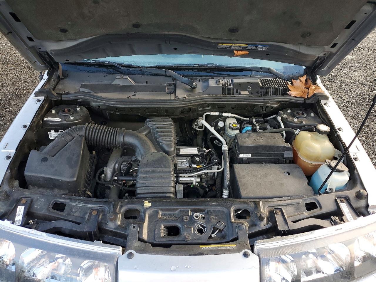 2003 SATURN VUE photo 12