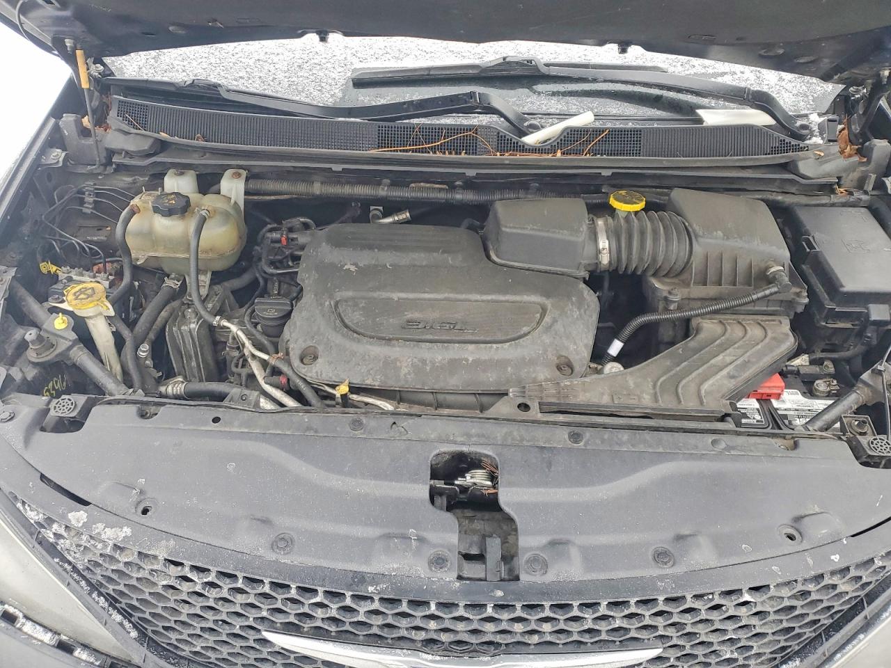 2020 CHRYSLER VOYAGER LXI photo 12