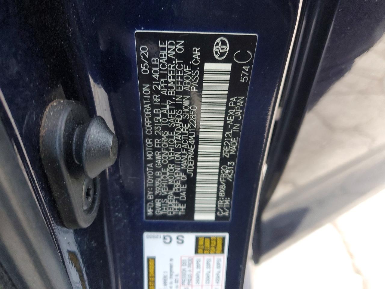 2021 TOYOTA COROLLA LE photo 12
