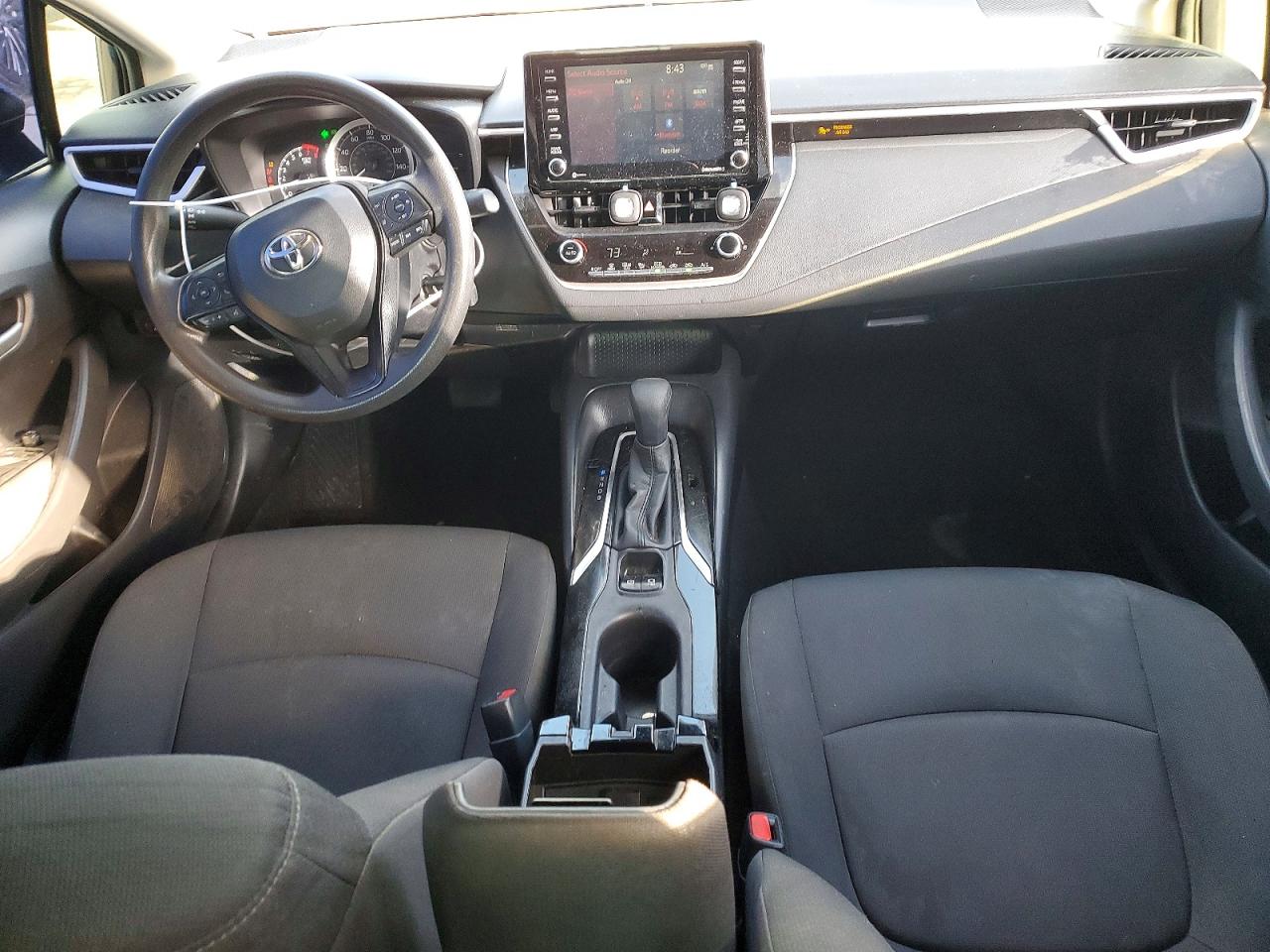 2021 TOYOTA COROLLA LE photo 8
